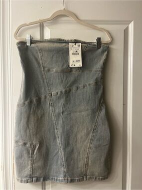 Zara Strapless Light Wash Denim Mini Dress